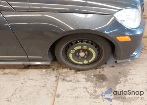 2011 Mercedes-Benz E 350 4Matic from USA, damaged, VIN WDDHF8HB7BA444470